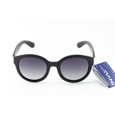 Invu Women Horn-Rimmed Polarized Sunglasses B2715